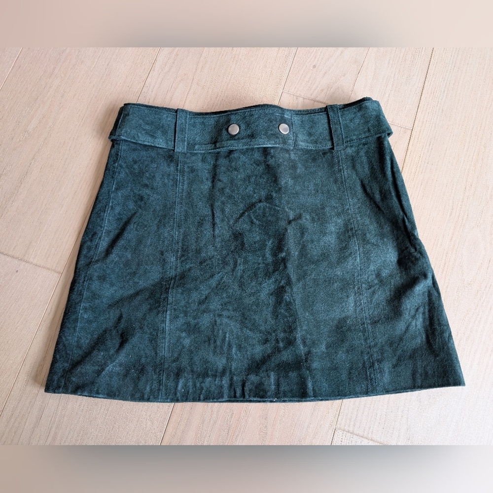 Zara Dark Green Suede A-Line Skirt. Size Small. - Picture 1 of 5